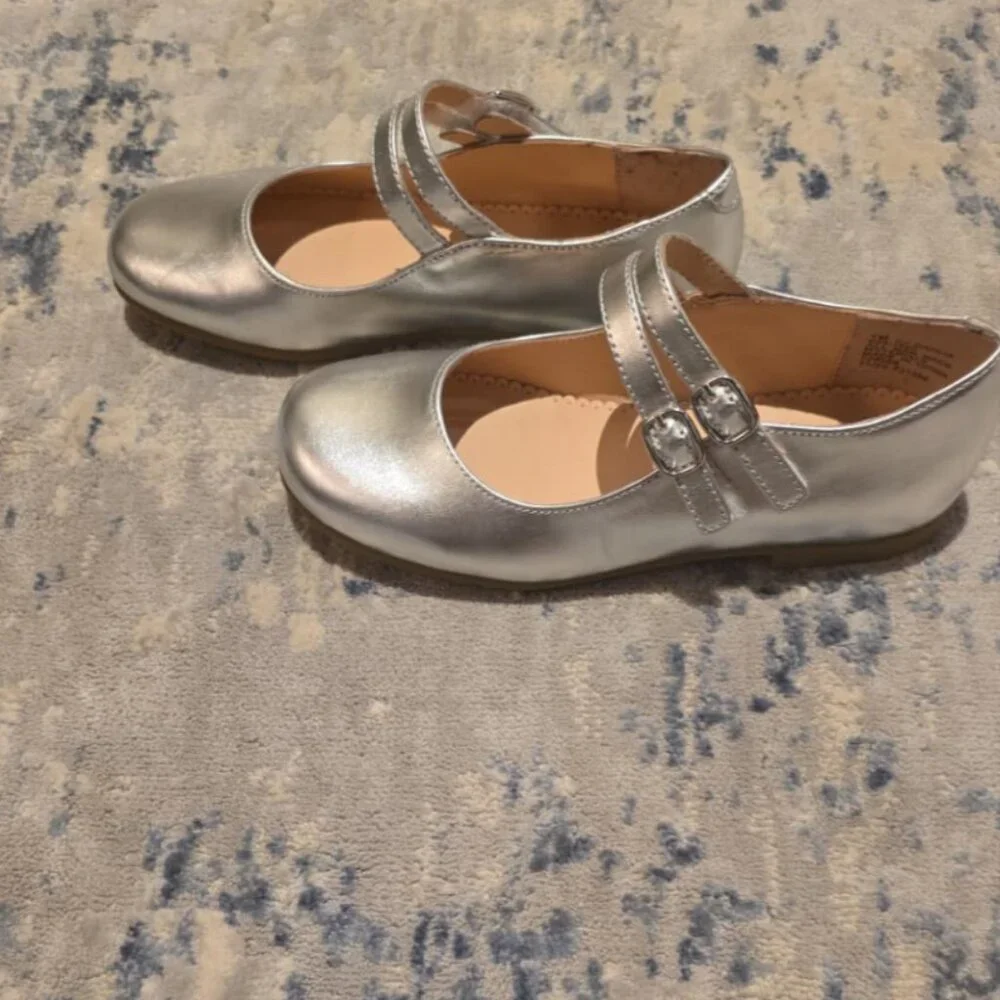 ✨ Christie &‎ Jill Dahlia Girls Round Closed Toe Mary Jane Shoes✨